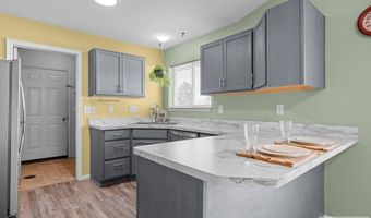 2851 E Chasewood Dr, Ammon, ID 83406