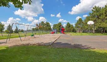 5840 142nd Ave NW, Anoka, MN 55303