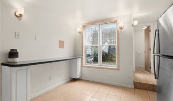 59 S 14th St, Airville, PA 15203