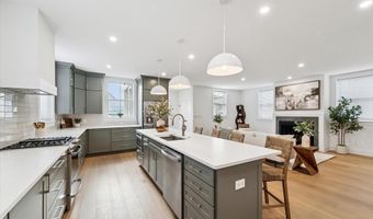 25 N RIDGE Ave A, Ambler, PA 19002