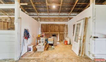 1750 SW 17th Ter, Bell, FL 32619