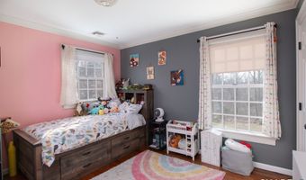 95 Obtuse Hill Rd, Brookfield, CT 06804
