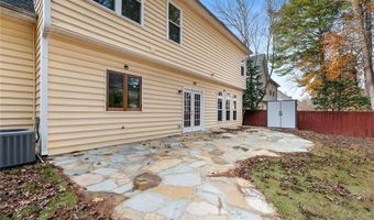 560 Kimball Crest Ct, Alpharetta, GA 30022