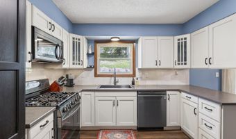 15350 Dunbar Ave, Apple Valley, MN 55124