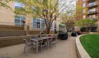 3835 N 9TH St N 704W, Arlington, VA 22203