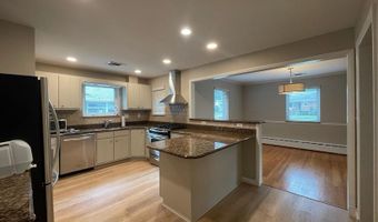 2356 S PIERCE St, Arlington, VA 22202