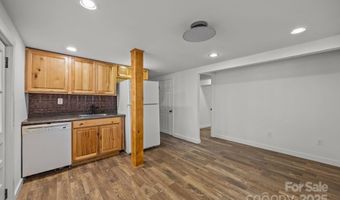 175 Chatham Rd, Asheville, NC 28804