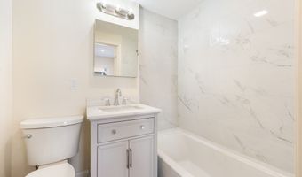 2-4 Brechin Ter, Andover, MA 01810