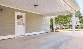 2395 WATERSTONE Cir, Auburn, AL 36832