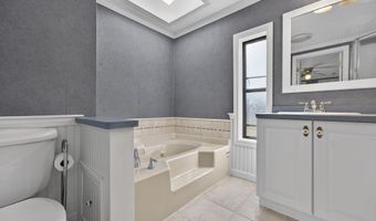 82 Colchester Commons, Colchester, CT 06415