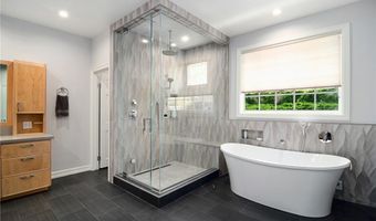 29302 Laro Dr, Agoura Hills, CA 91301