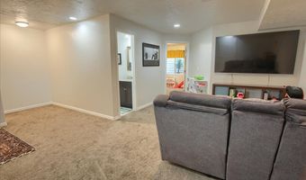 58 N 285 W, Centerville, UT 84014