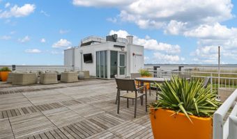 925 FAIRFAX St N 102, Alexandria, VA 22314