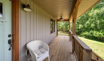 186 Pipers Creek Trl, Ararat, NC 27007