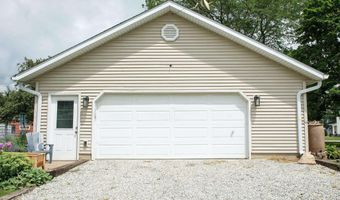1127 Parriott, Aplington, IA 50604