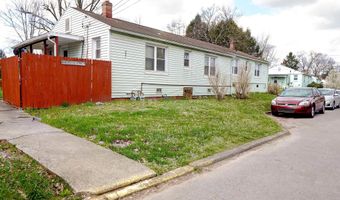 321 And 323 Riverview Ave, Westover, WV 26501