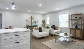 9537 Lydell Dr, Affton, MO 63123