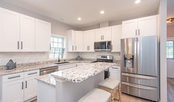 10342 FRIENDSHIP Rd, Berlin, MD 21811