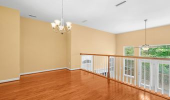 892 Queen City Cres, Apex, NC 27523