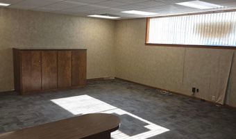 111 N Hall St, Algona, IA 50511