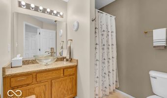 9355 Villa Creek Dr A - Bldg 17, Avon, IN 46123