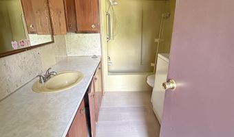710 N Jackson St, Andrews, IN 46702