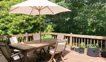 34 Devon Landing Dr, Amagansett, NY 11930