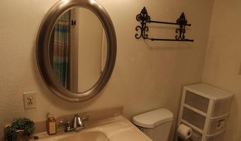 910 MOUNTAIN VIEW Dr, Aztec, NM 87410