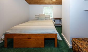 18 Glen Mary Rd, Bar Harbor, ME 04609