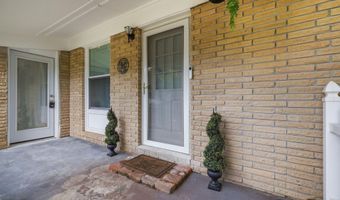 2130 Driftwood Dr, Biloxi, MS 39531