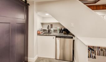 3100 N GLEBE Rd, Arlington, VA 22207