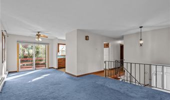 25 Lakeview Ave, Lincoln, RI 02865