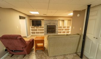 7533 Selby Rd, Athens, OH 45701