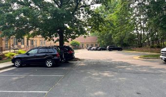 5041 BACKLICK Rd 5041-B, Annandale, VA 22003