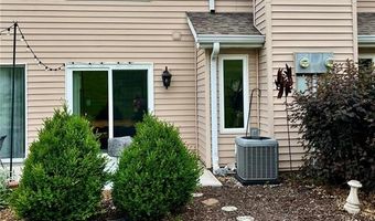 1306 Tahoe Valley Ct, Ballwin, MO 63021