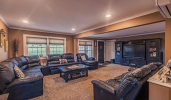 109 Golf Course Rd, Amsterdam, NY 12010