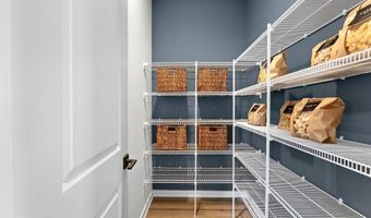 6 SEPIA Sq He, Ashburn, VA 20147