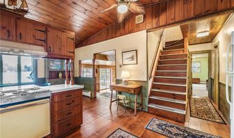 316 Court House Ln, Burrillville, RI 02859