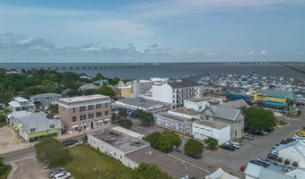 126 Main St, Bay St. Louis, MS 39520