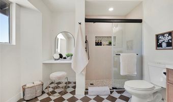 14204 Tehachapi Rd, Apple Valley, CA 92307