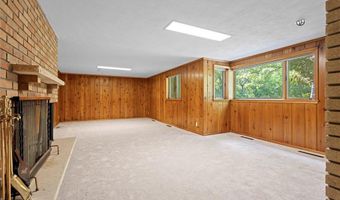 3430 Glenarden Rd, Arden Hills, MN 55112