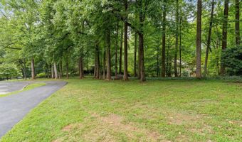 10813 LOCKLAND Rd, Potomac, MD 20854