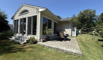 125 Curve Hill Rd, Cheshire, CT 06410