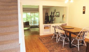 707 Timber Ln 707, Canton, CT 06019