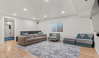 1046 W Hero Ct, Bluffdale, UT 84065