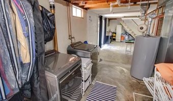 2401 Crislisa Dr, Alton, IL 62002