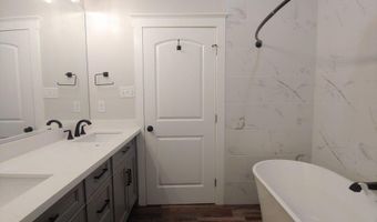 422 E Magnolia St, Abbeville, LA 70510