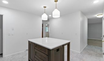 1210 Acewood Blvd, Madison, WI 53716