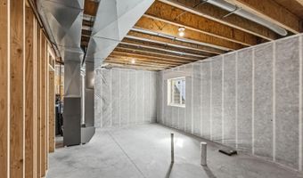 610 Clemens Dr, Arlington, WI 53911