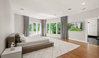 3100 N MONROE St, Arlington, VA 22207